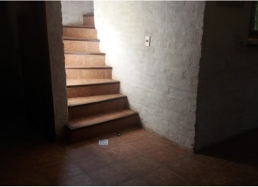 escalera a planta alta